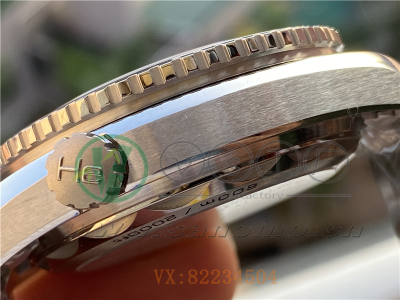 VS廠歐米茄海馬600米「太極圈」產(chǎn)品展示