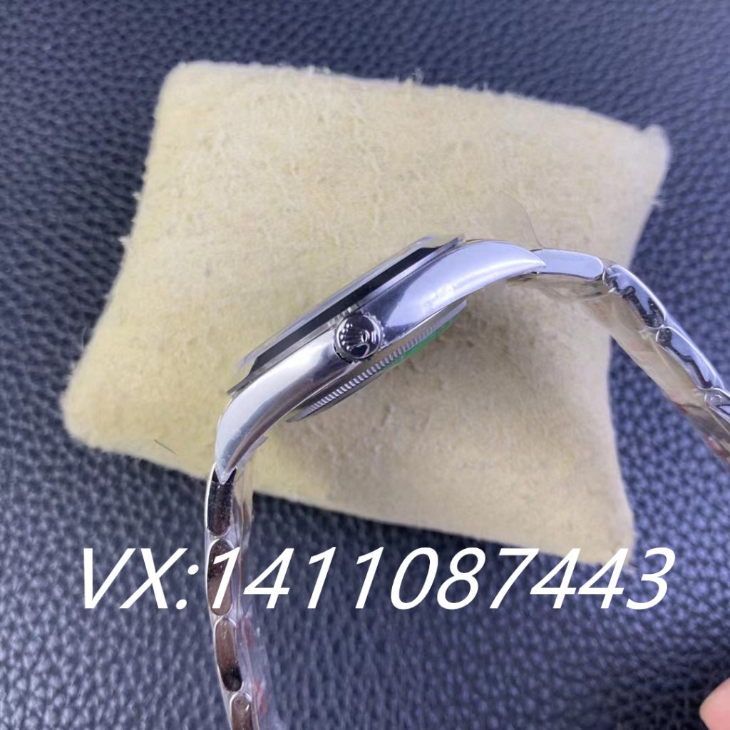 ?揭秘C廠探險家真假對比，Clean廠的探險家與正品區別大嘛？