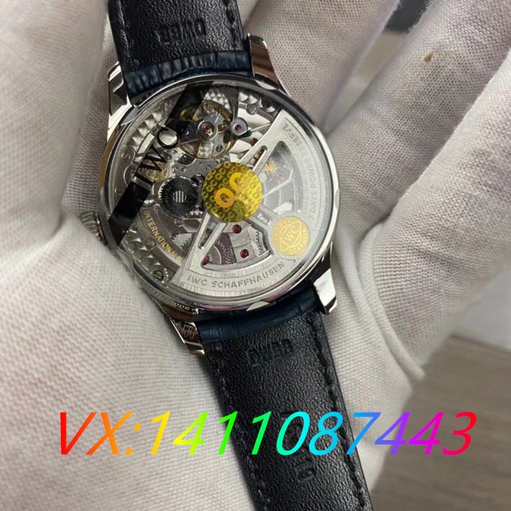 ZF廠萬(wàn)國(guó)葡七表：獨(dú)家功能解析，帶你體驗(yàn)完美時(shí)計(jì)之旅！