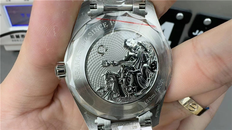 VS廠歐米茄海馬150世界時(shí)冰藍(lán)盤還原度高嗎？