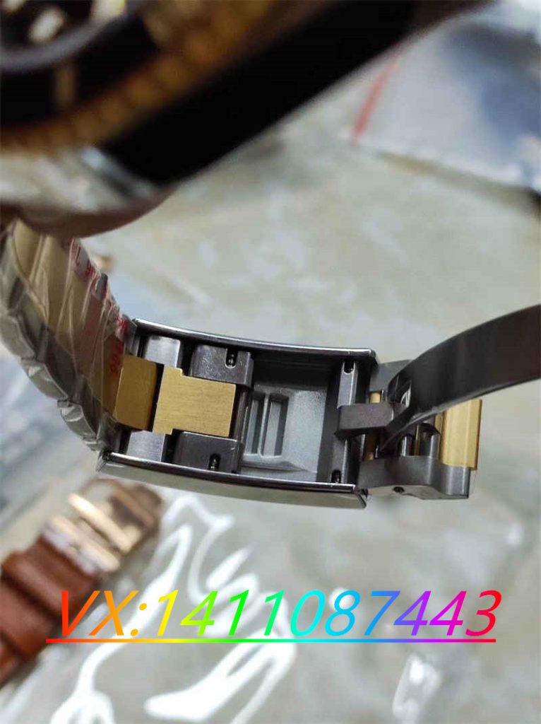 VS廠勞力士間金黑水鬼41尺寸搭配3235機(jī)芯做工細(xì)節(jié)方面怎么樣