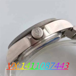 ZF廠帝舵藍色戰(zhàn)斧系列鈦合金材質(zhì)腕表如何？