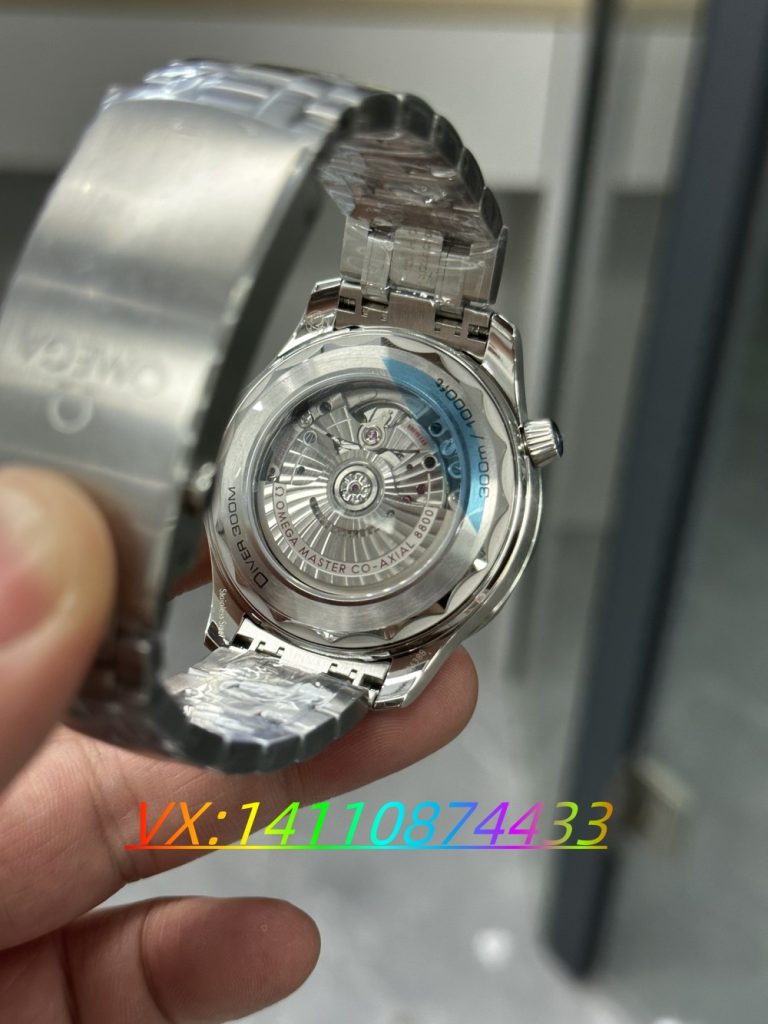 VS廠歐米茄海馬300評測，附鑒別方法